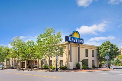 Days Inn by Wyndham Silver Spring - Hotel