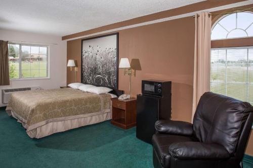 1 queen bed