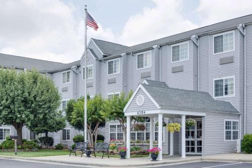 Microtel Inn by Wyndham Greensboro