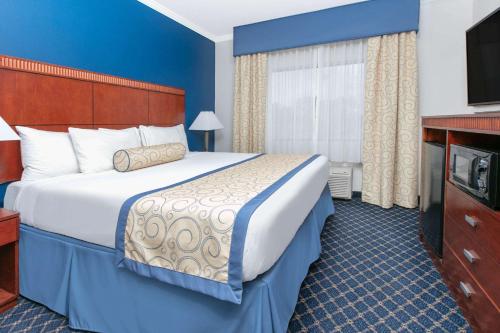 Baymont by Wyndham McComb in McComb, USA