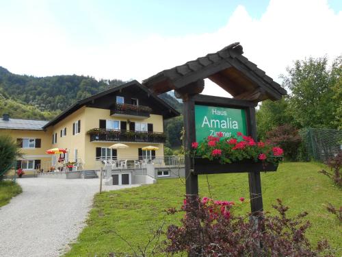 Haus Amalia - Chambre d'hôtes - Strobl