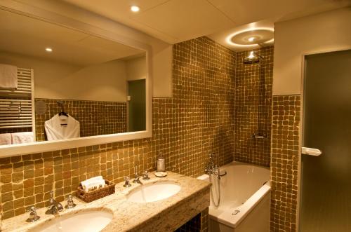 Hotel Prinsenhof managed by Dukes' Palace - image 2