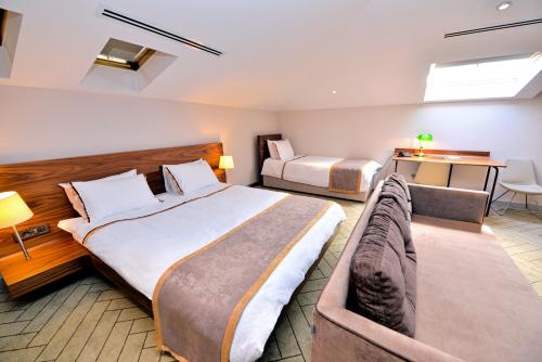 Upsuites Hotel - image 6