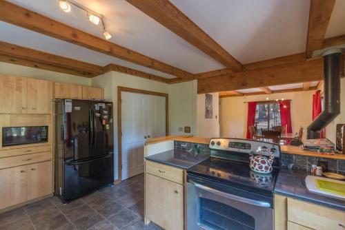Zurich Den by Tahoe Truckee Vacation Properties - image 3