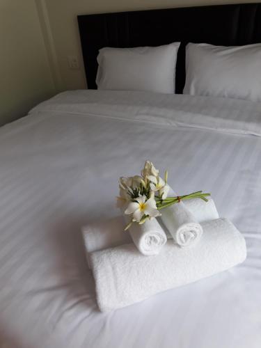 %name Phenwaree Amphawa อัมพวา (สมุทรสงคราม)