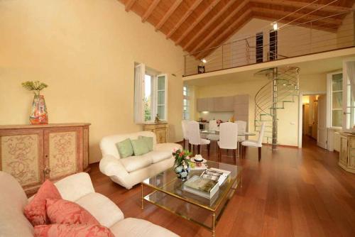 Villa Verganti Veronesi Room Type - Three-Bedroom Apartment