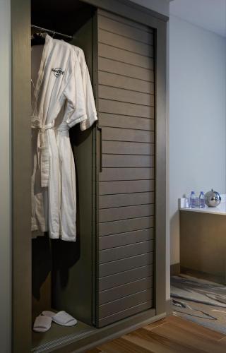 1 king bed