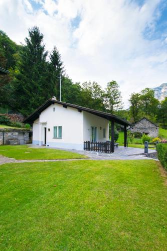 入口, Ca Ala Cros in 基拉韋爾扎斯卡