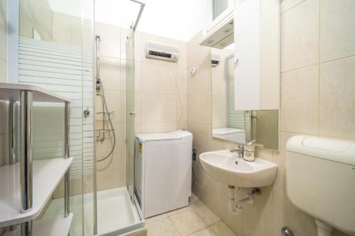 Mystic Apartment, Budapest (photo 10)