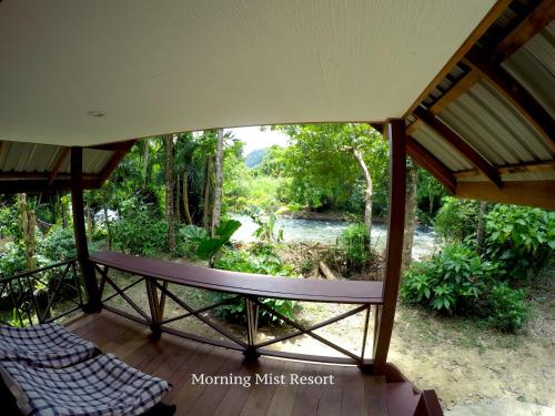 Balcony/terrace, Morning Mist Resort in Khao Sok (Suratthani)