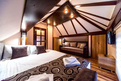 Talismano Apartments - image 4