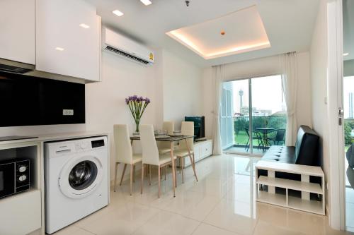 1 Tower Condo Pattaya by Siam Luxury 1 Tower Condo Pattaya by Siam Luxury