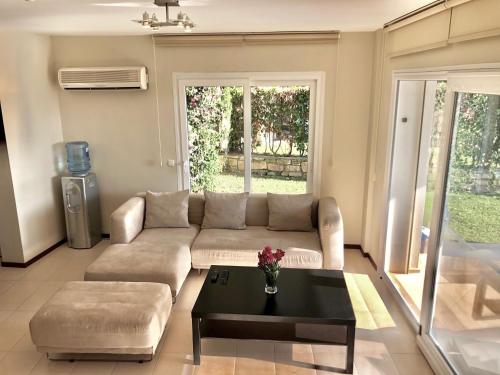  Sogucak Mahallesi, Aegean Breeze Sitesi B7 in Soğucak