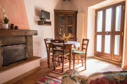  Le Casette Country House 2, Pension in Petricci