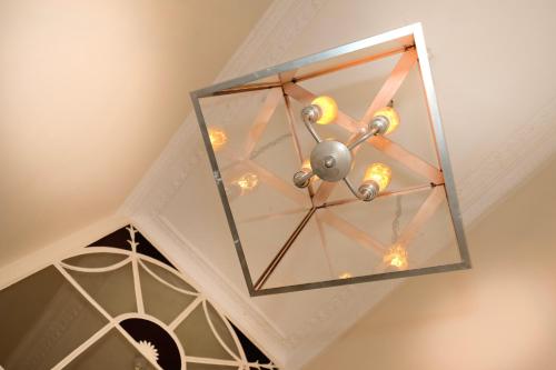 Edgar Townhouse - image 6