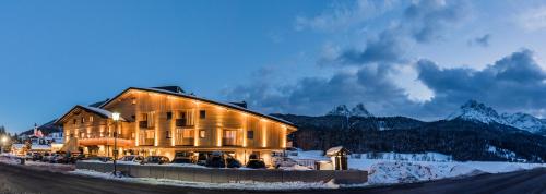 Helmhotel - Hotel - San Candido