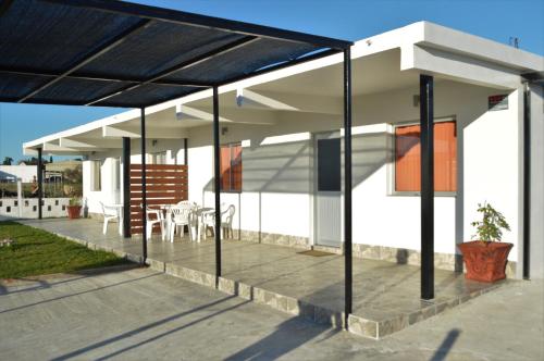 2 bedrooms, 3 beds