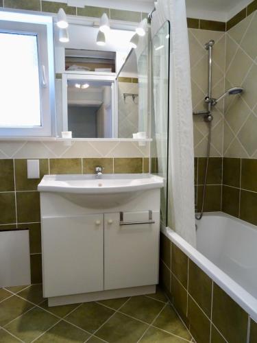 Camilla City apartment - image 8