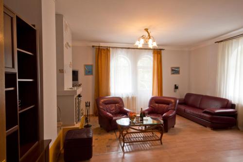 Hotel Povorot - image 4