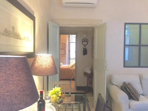 La Casa In Vetrina, Rome (photo 6)