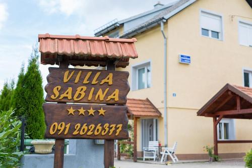  Villa Sabina, Pension in Fužine