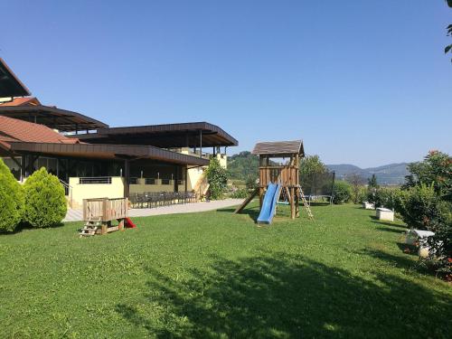 Létesítmények, Gostilna in prenocisce KOCJAN in Bizeljsko