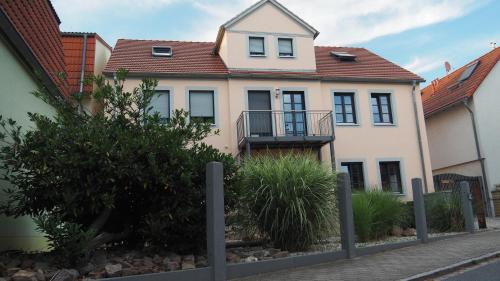 Uferlos in Radebeul, Deutschland