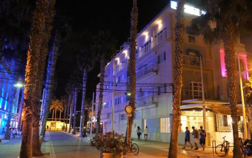 Hotel Miramar - image 10