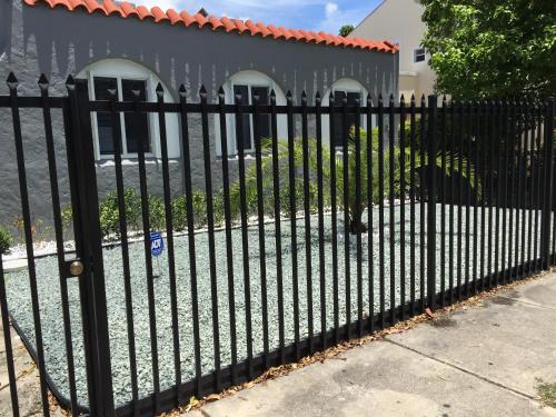 Modern 2/1 Apt near Midtown and Beaches in Miami, USA