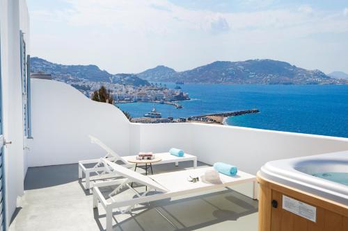 2 bedrooms, 3 beds