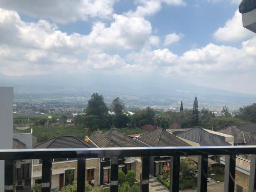 villa di batu kamar tidur 5