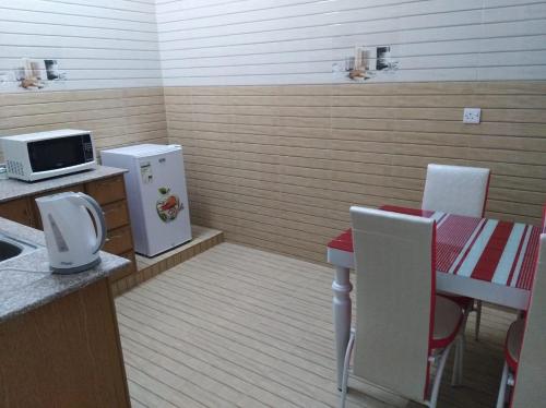 Kitchen, Dar ALHamra Inn in Al Hamra