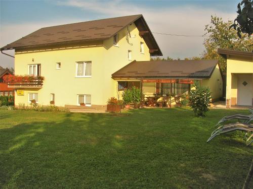  House Sekulic, Pension in Grabovac