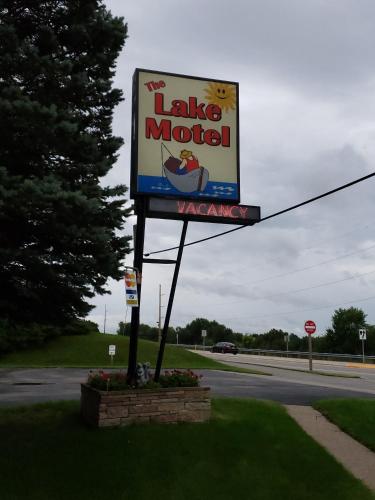 . Lake Motel