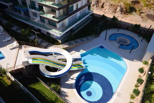  Konak Seaside Resort 2+1 Luxury Apartments in Mahmutlar