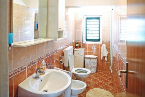Seaside holiday house Sali Dugi otok - 16128 - image 3