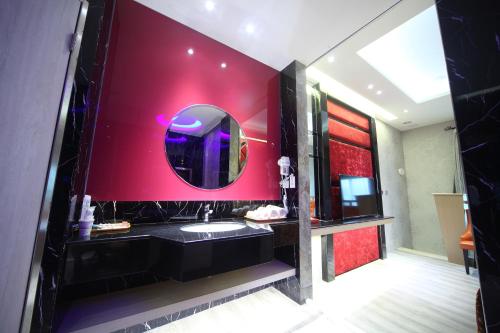 玫瑰花园汽车旅馆  玫瑰花园汽车旅馆