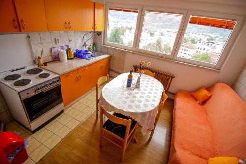 Apartman u centru BL - image 2