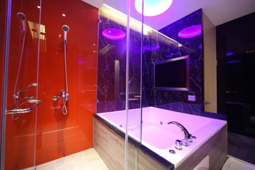 玫瑰花园汽车旅馆  玫瑰花园汽车旅馆