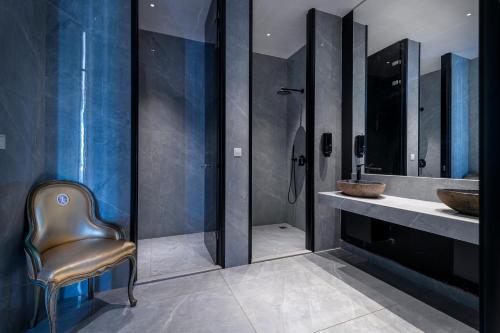 Diamond Boutique Hotel - image 2