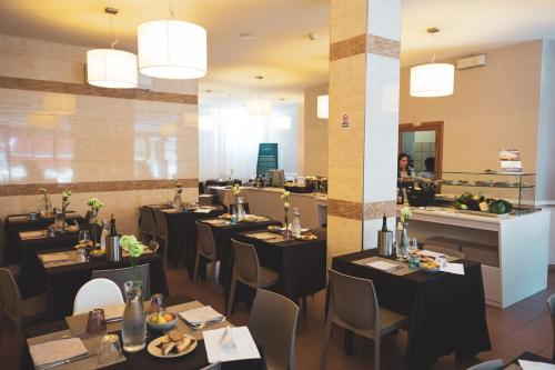 ห้องอาหาร, Hotel Venezia New in วาสโต