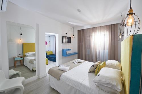 Blue Bottle Boutique Hotel - image 11