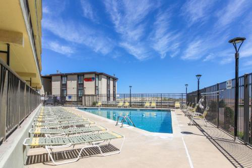 Diamond Head Condos