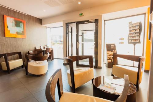 Appart-Hotel Mer & Golf City Perpignan Centre - image 5