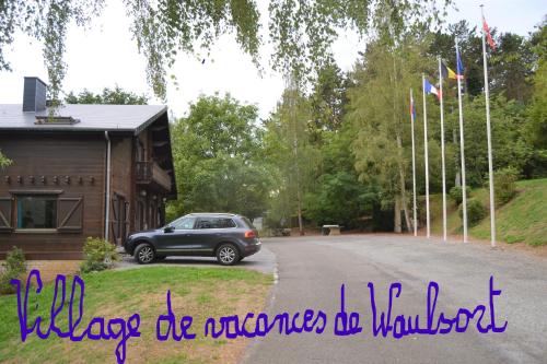  Aux 13 Falaises in Waulsort