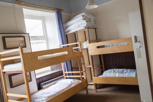 1 twin bed