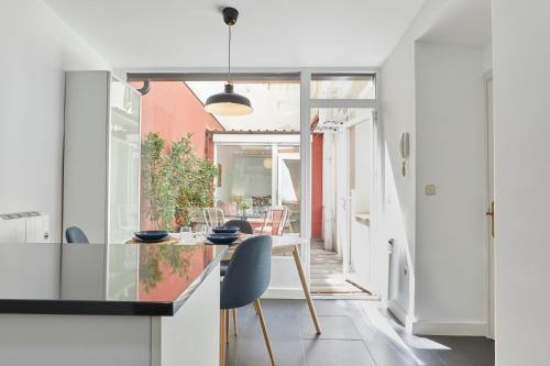 LEEWAYS APARTMENT in VELÁZQUEZ