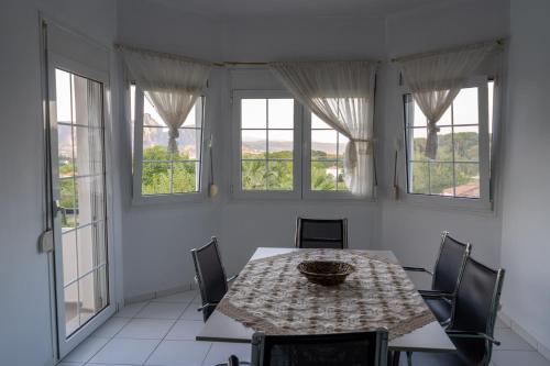  Villa Sunshine in Kalambaka