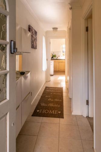 The Chelsea Apartment, London (photo 9)
