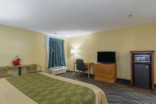 Econo Lodge Darien